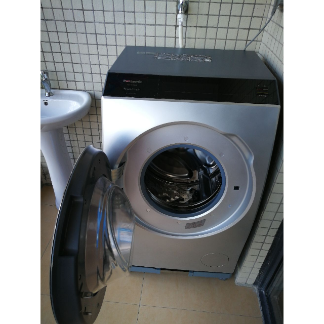 松下(panasonic) xqg80-v8055 8公斤 3d立体洗 变频静音 滚筒洗衣机