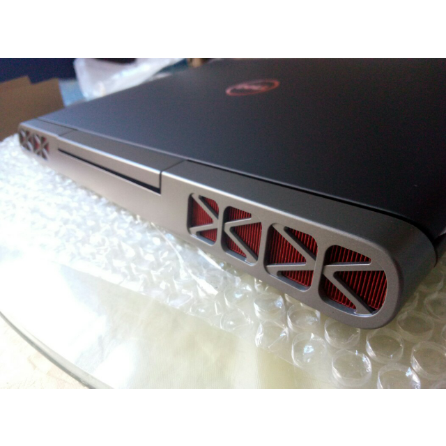 > dell/戴尔 游匣14-7466-r1545b 14英寸 四核i5-6300hq 4g 500g 4g独