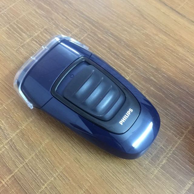 飞利浦philips电动剃须刀pq190男士刮胡刀旋转式双刀头充电式胡须刀刀