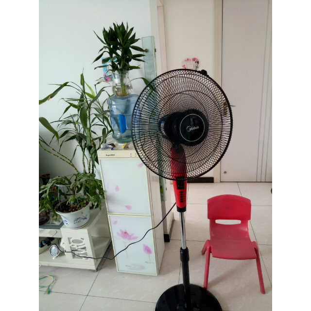 > 美的电风扇 落地扇fs40-13er 五叶智能遥控 家用静音 摇头定时商品