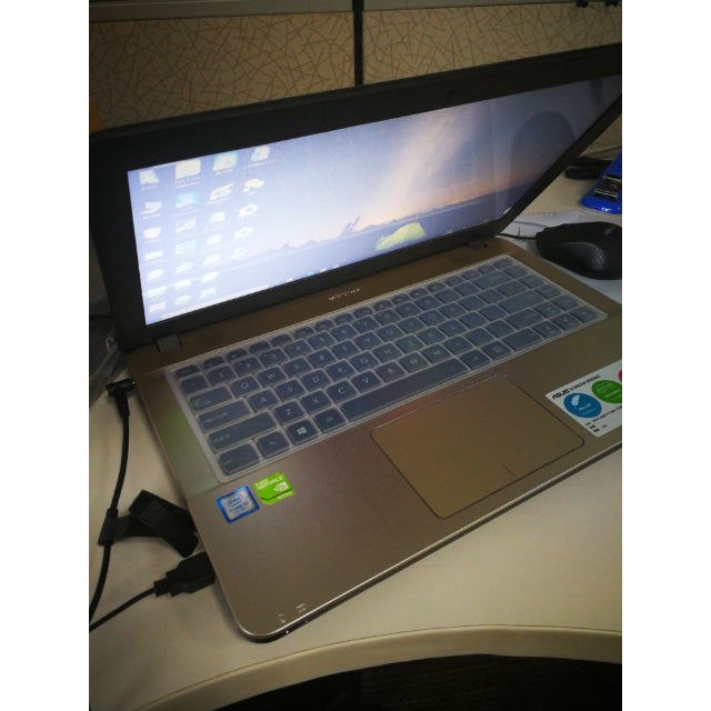 华硕(asus) a441uv7200顽石畅玩版(七代i5 8g 256g固态 500g 独显 黑)