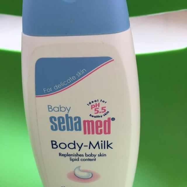施巴(sebamed) 婴儿润肤乳100ml 安全温和儿童宝宝身体乳德国进口弱酸