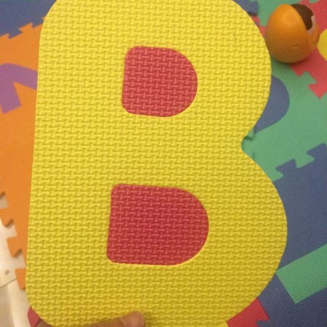 > 明德字母儿童爬行垫 宝宝爬爬垫 pe泡沫拼图地垫防滑垫26片商品评价