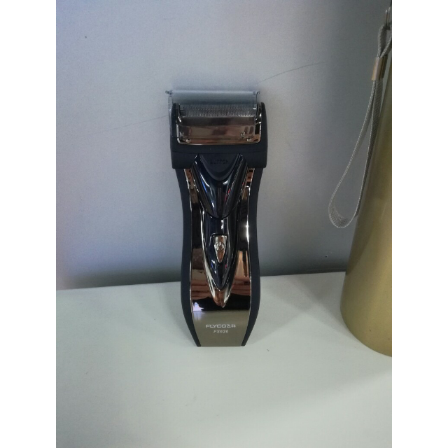 飞科 往复式剃须刀fs626