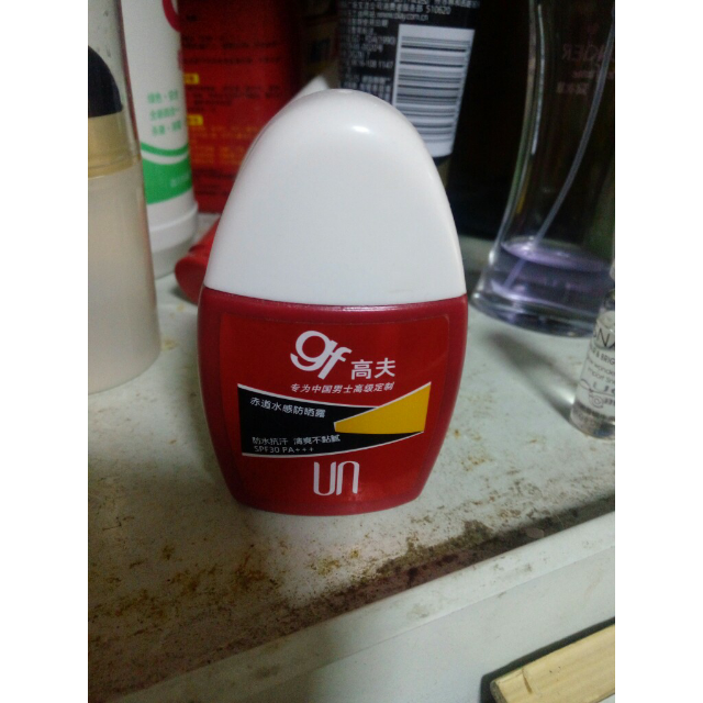 gf/高夫男士护肤品赤道水感防晒霜乳露spf30 夏户外隔离防水控油 正品
