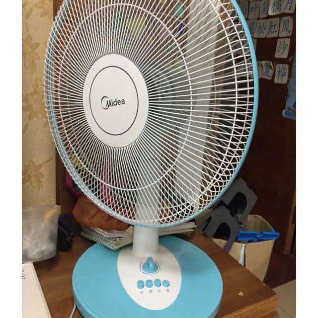 美的电风扇台式风扇台扇ft40-15a摇头风扇家用宿舍电扇学生扇16寸