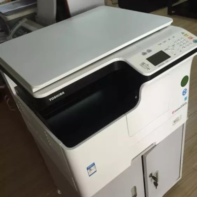 东芝(toshiba)2303a数码复合机 (a3幅面 黑白激光复印 打印 彩色扫描)