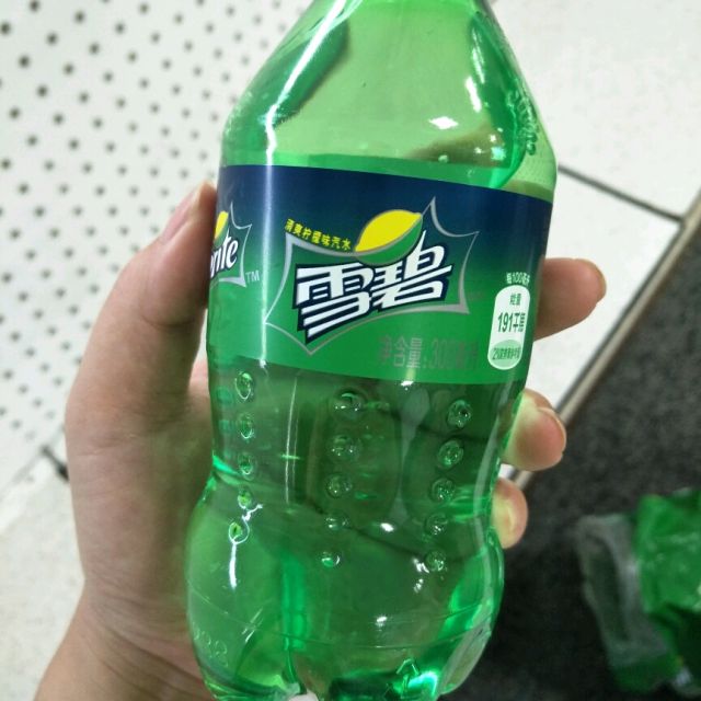 > 雪碧(sprite)柠檬味汽水 300ml*12(整箱)商品评价 > 价格很优惠