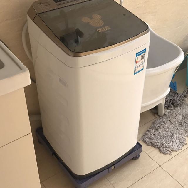 小天鹅 (littleswan)tb30-q18whcl 3公斤洗衣机 水魔方科技 app智能