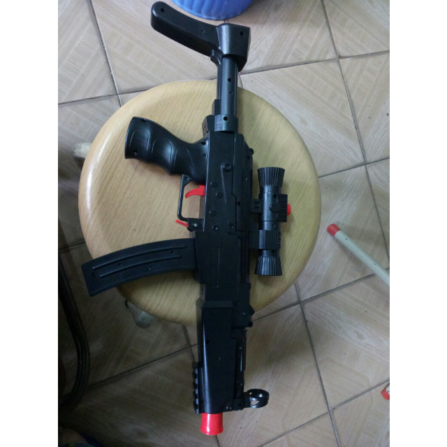 mp4水弹枪玩具可发射子弹吸水弹软枪玩具儿童益智玩具枪模型手动水晶