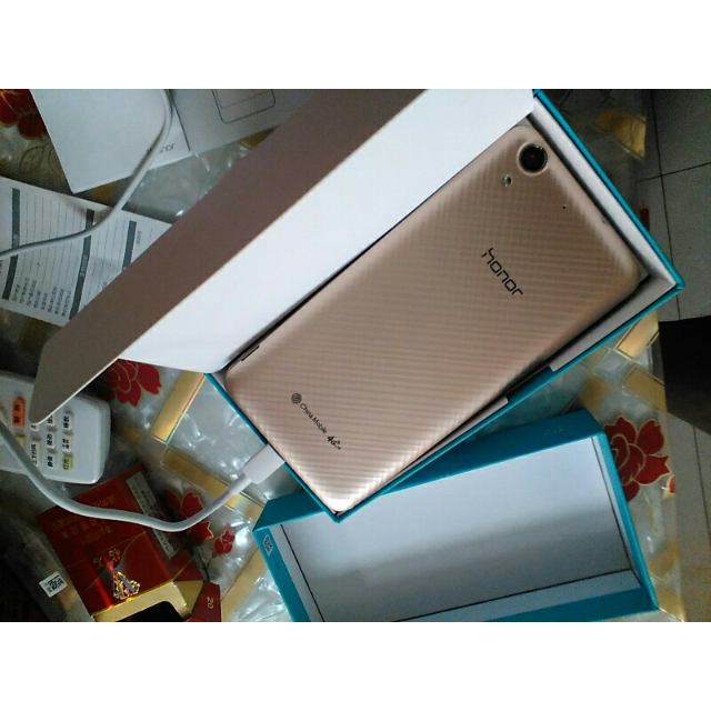 > 荣耀畅玩5a移动增强(cam-tl00)(2gb ram 16gb rom)金商品评价 > 不