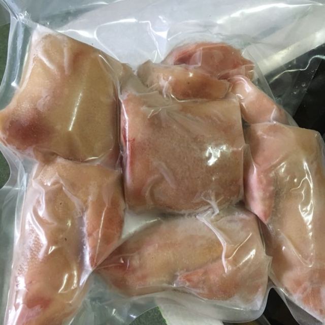 > 【苏宁生鲜】 丹麦皇冠天然谷饲猪蹄700g 猪肉 精选肉类商品评价 >