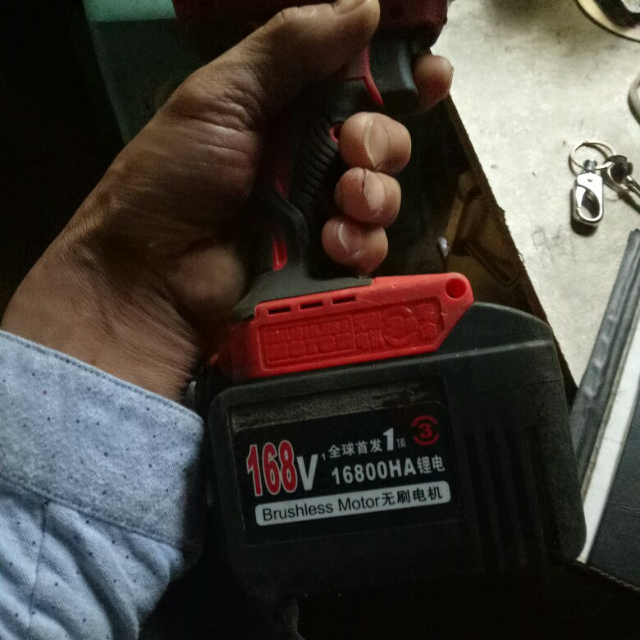 优力特无刷电动扳手锂电充电扳手冲击汽车脚手架子工木工套筒风炮无刷