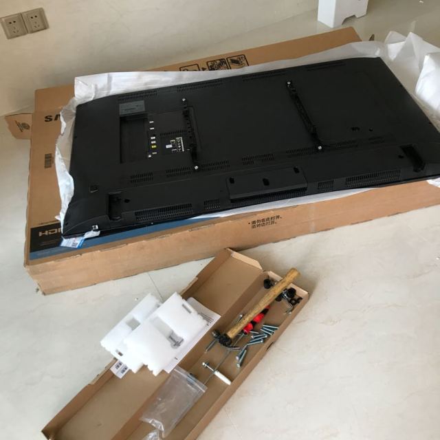 > 三星(samsung) ua55ju50swjxxz 55英寸 4k超高清 网络智能 led液晶