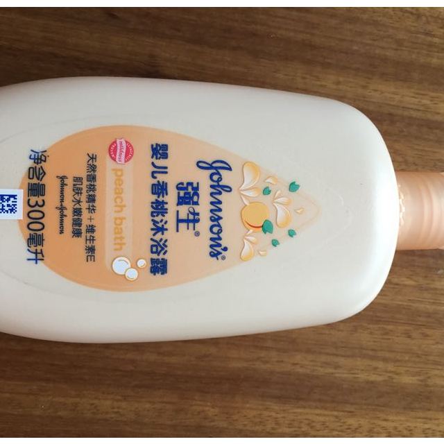 强生johnson婴儿香桃沐浴露300ml倍感柔滑温和呵护香桃叶精华