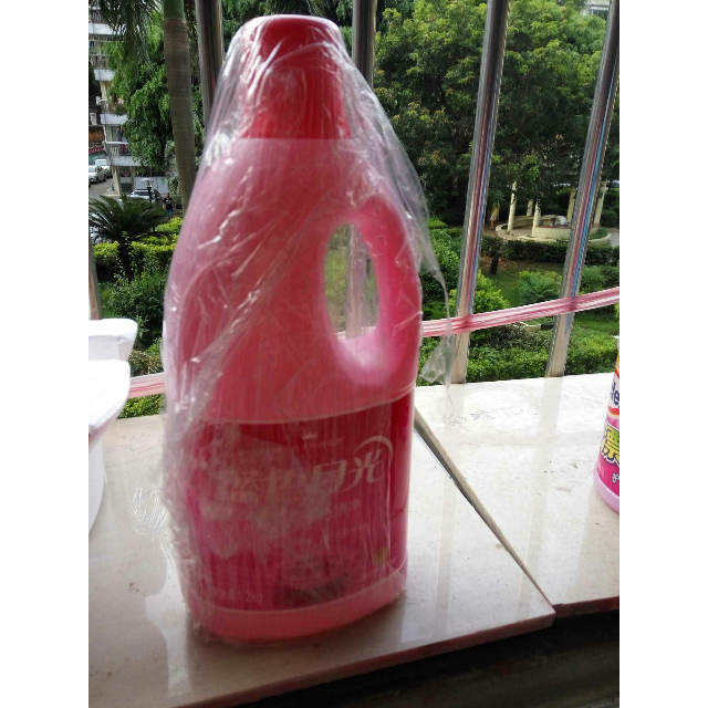 > 蓝月亮 蓝色月光彩衣色渍净 彩漂 1.