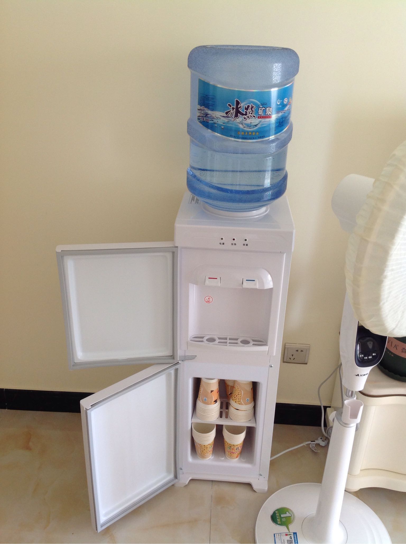 美的饮水机立式温热