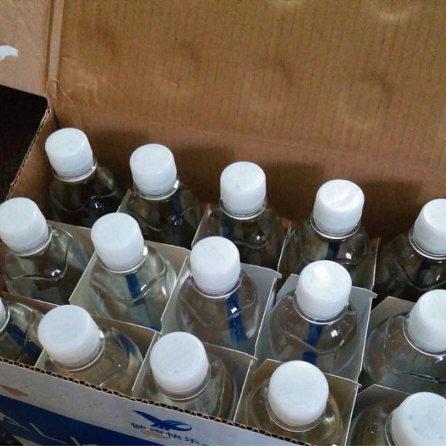 统一gsalkaqua爱夸饮用天然矿泉水570ml15瓶箱箱装饮用水