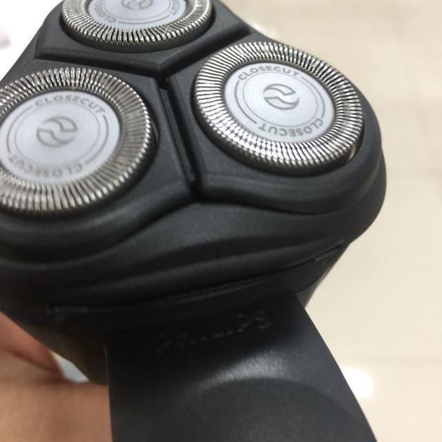 飛利浦philips荷蘭進口電動剃鬚刀s156004充電式三刀頭親膚旋轉式刮鬍