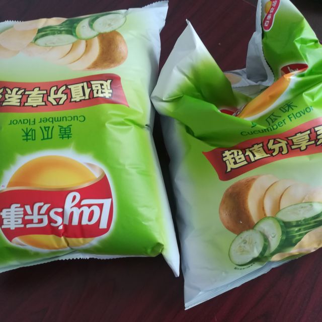 薯片 马铃薯片 清新清爽黄瓜味145g袋装(休闲零食)薯片一袋是好的,另