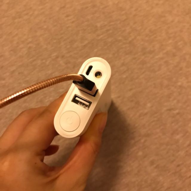 沃品wopow 充电宝 小沃p10 10000毫安 摇一摇显示电量 手机平板通用