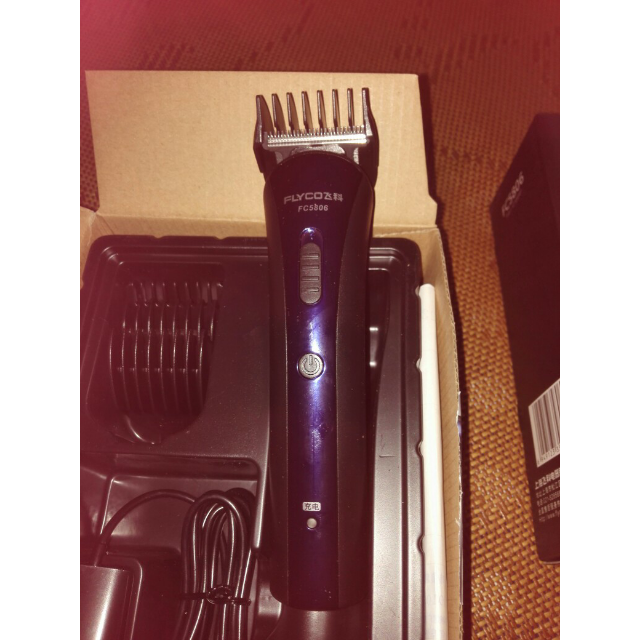 飞科(flyco)理发器 fc5806 成人儿童电动理发剪 (充插两用剃头刀电