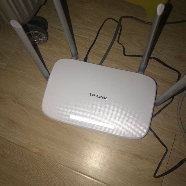 tp-link tl-wdr5620 ac1200智能双频无线路由器 wifi穿墙
