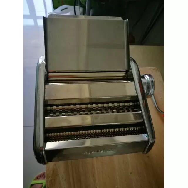 九阳(joyoung)面条机jyn-ym1 不锈钢 手动 多功能 压面机 面条机