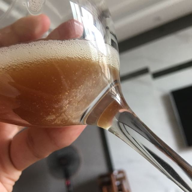 simon)小麦黑啤酒500ml*24听 整箱装商品评价 > 快过期了,有沉淀物