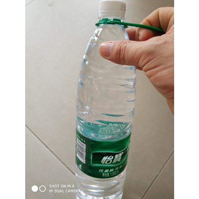 > 怡寶 純淨水 1555ml*12 箱裝商品評價 > 這種的水才夠喝,天氣.