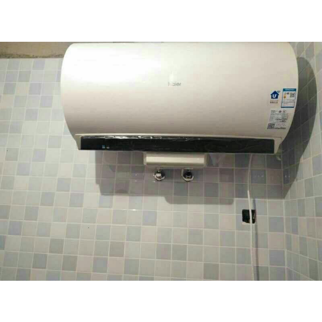 > 海尔电热水器es60h-s5(e)商品评价 > 水量大,速度超快,好.