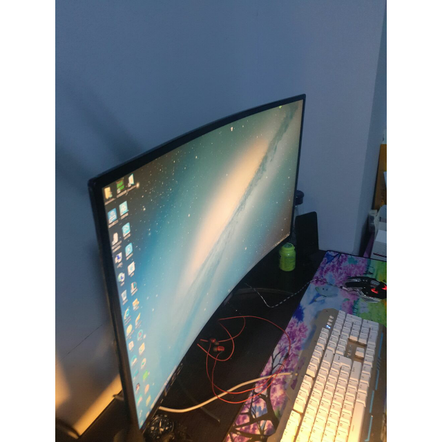 飞利浦(philips)328e8fjsb 31.5英寸2k曲屏电脑显示器1800r游戏屏