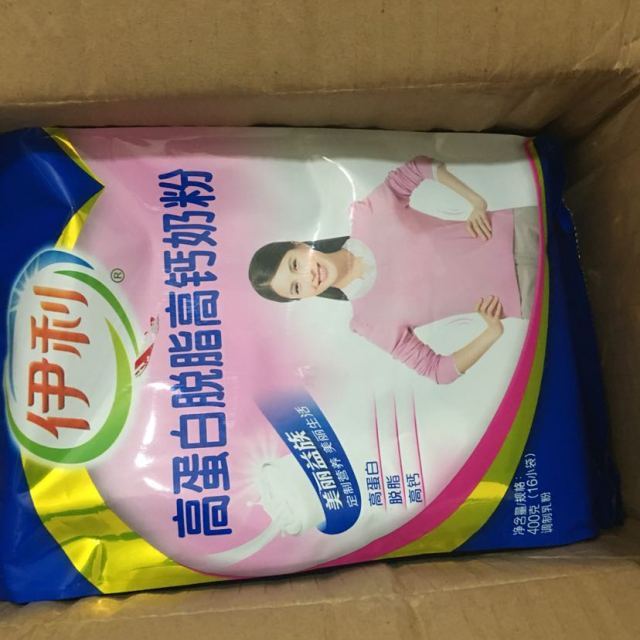 伊利高蛋白脱脂成人/女士奶粉400克/g袋装