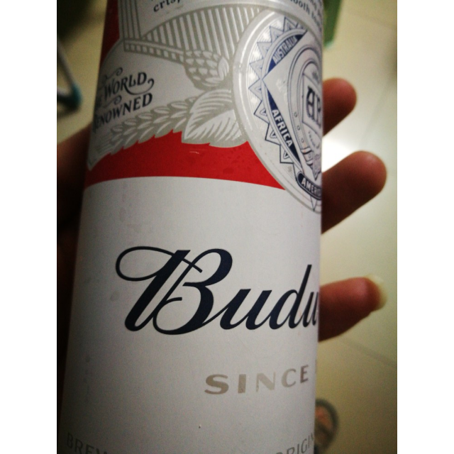 > budweiser/百威啤酒 经典醇正500ml*18听商品评价 > 一直信赖,推荐