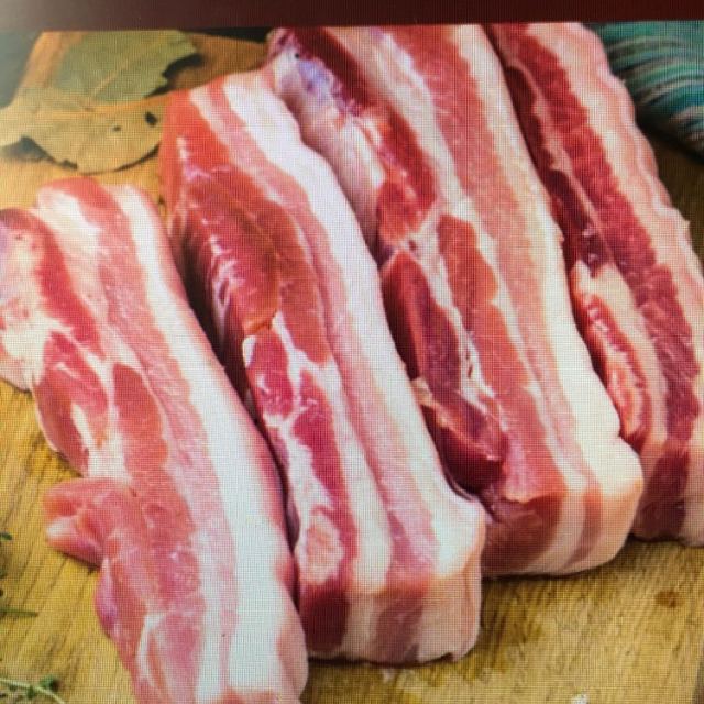 【苏宁生鲜】中润长江优选冷鲜真空五花1kg 精选肉类高清大图|实物图