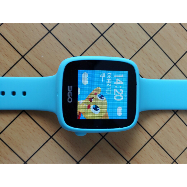 360(360) 儿童电话手表se2代彩色触屏 高清通话 语音通话 防水定位