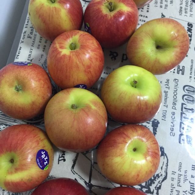 苏宁生鲜新西兰红玫瑰jazz苹果12个150g以上个新鲜水果进口