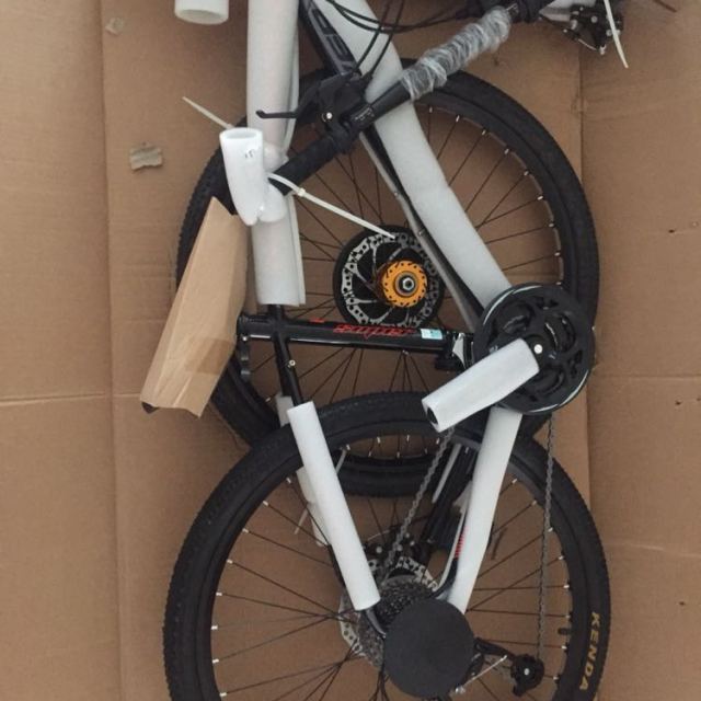 > 永久26寸27速双碟刹山地车r06 黑红色辐条轮商品评价 > 车子非常