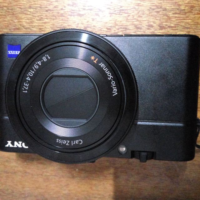 【官方旗舰店】索尼(sony)dsc-rx100m2 数码相机 索尼黑卡2 实惠礼包