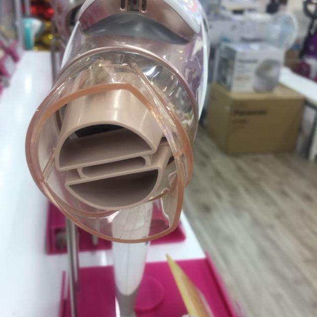 > 飞利浦(philips) 电吹风hp8203商品评价 > 还不错