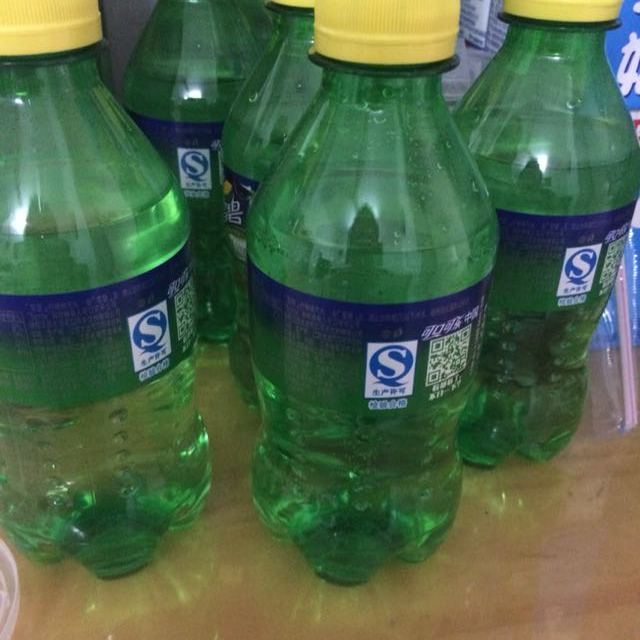 雪碧sprite檸檬味汽水300ml12整箱可口可樂榮譽出品