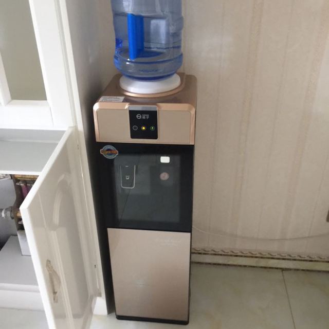 饮水机立式家用 双门饮水器 开水机 温热型商品评价 > 热水器买了一段
