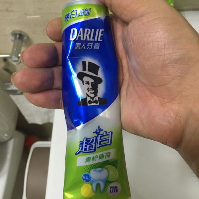 黑人darlie超白青柠薄荷牙膏140g