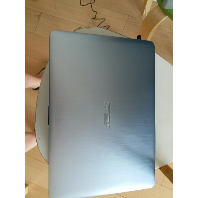 华硕(asus) a441uv7500 顽石畅玩版 14英寸轻薄办公游戏笔记本电脑 七