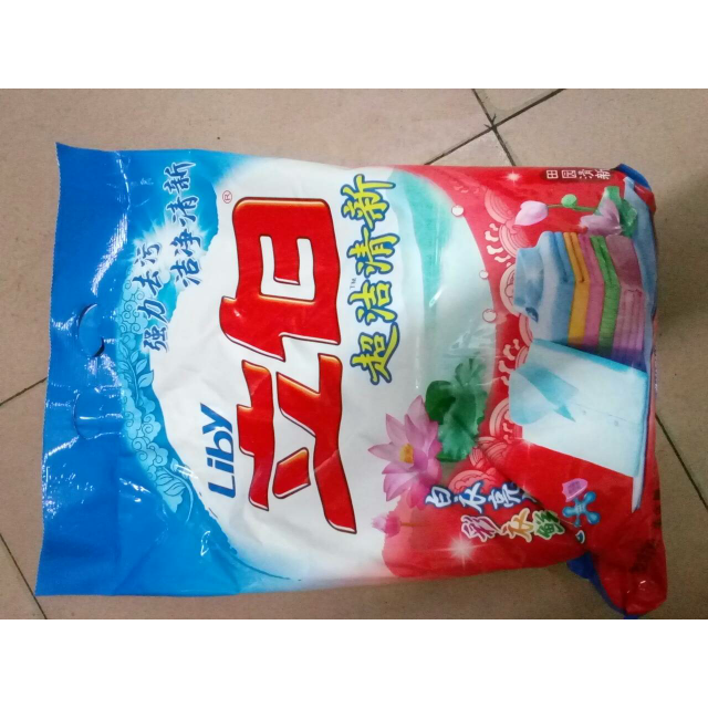 > 立白超洁清新洗衣粉(无磷)4kg(新旧包装随机发货)商品评价 > 特价