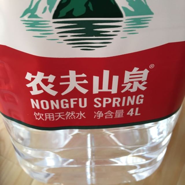 > 农夫山泉天然饮用水4l*6整箱 家庭用水桶装商品评价 > 每个月买一箱