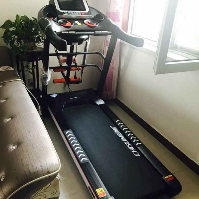 启迈斯r8跑步机家用多功能静音家用特价高清wifi彩屏电动坡度正品全国