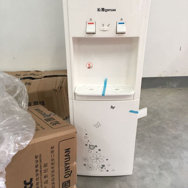 沁园qinyuan立式家用单门饮水机带童锁yl1263w