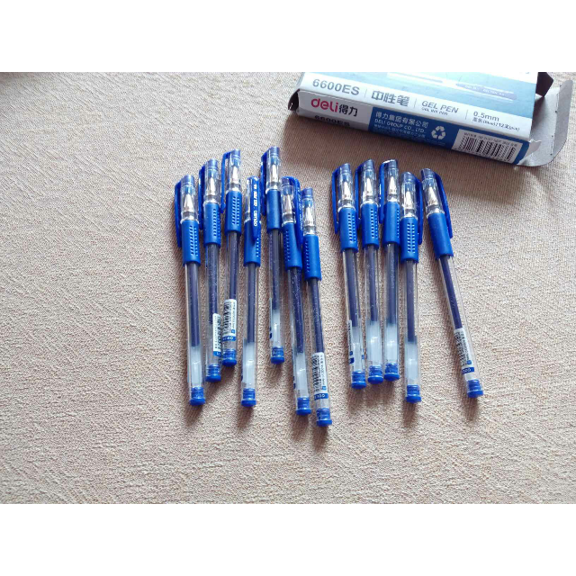得力文具中性笔6600es盒装12支05mm水性签字笔碳素笔顺滑蓝色12支