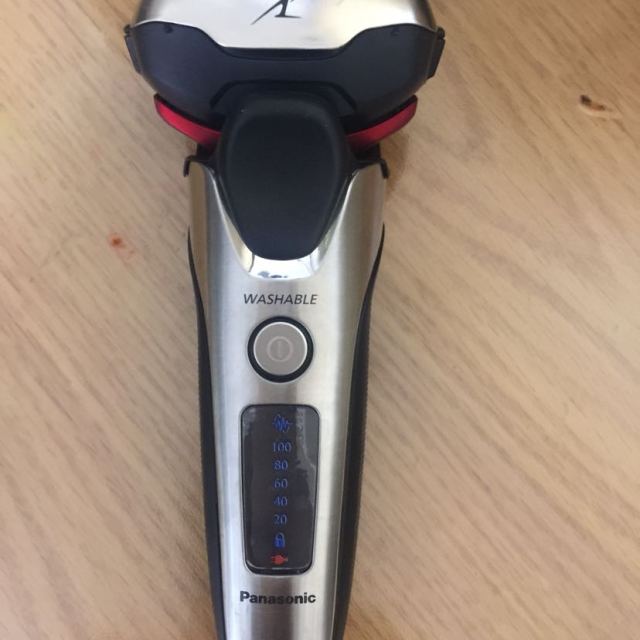 panasonic/松下松下电动剃须刀es-lt6a -s往复式三刀头原装进口